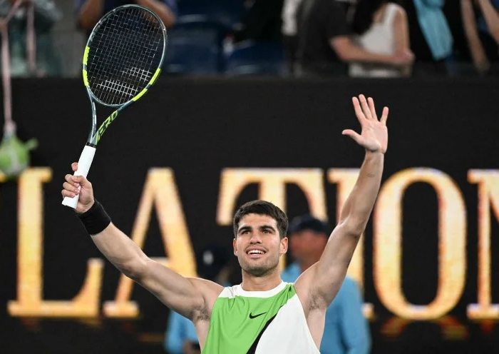 Alcaraz, Sabalenka, and Medvedev Shine on Day Six of the Australian Open