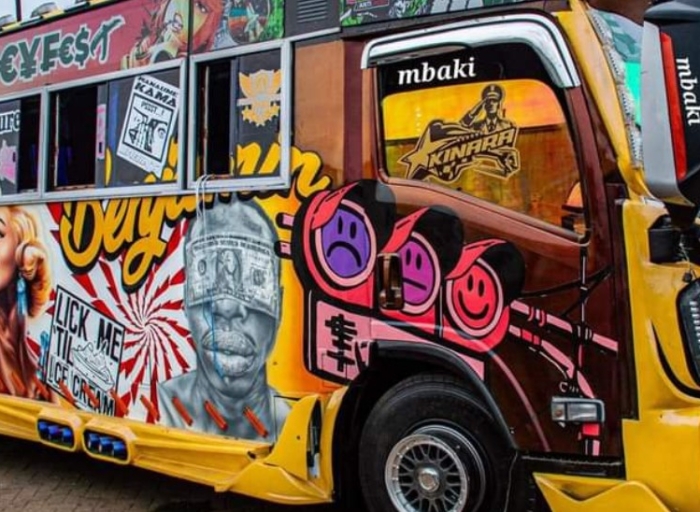 Matatu grafitti