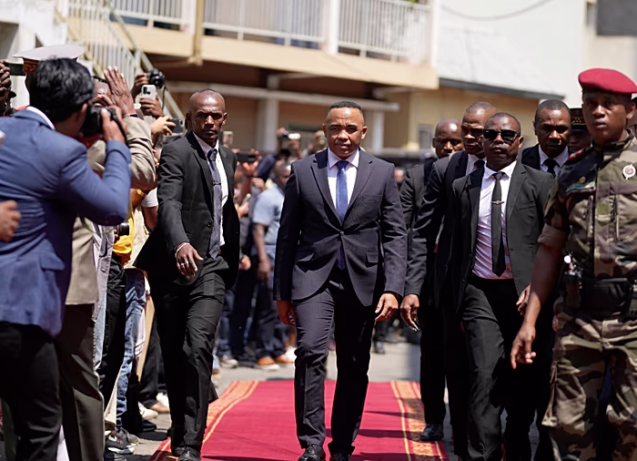 Madagascar’s Transitional Leader Appoints New Prime Minister After Government Dissolution