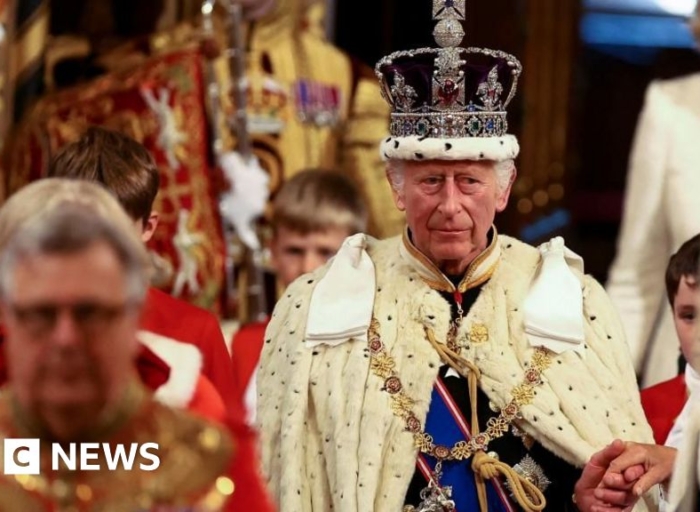 Starmer prepares for King's Speech as he faces leadership crisis
