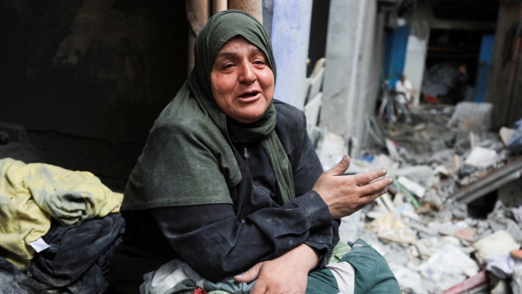 One killed in Gaza as Turkish FM talks peace efforts with Hamas official