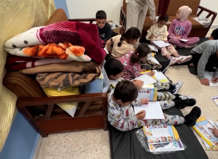 Displaced Lebanese children keep learning amid displacement