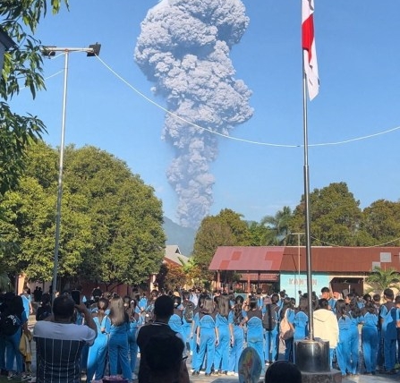 Indonesia volcano kills three as search for 20 missing hikers under way