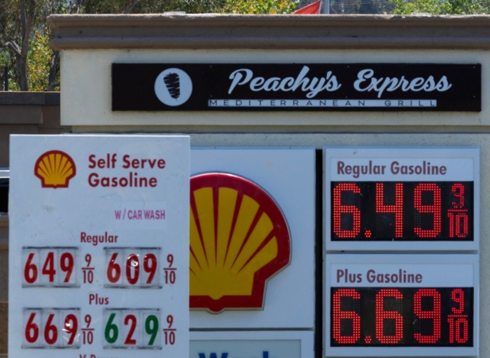 US faces rising costs with Iran war driving energy prices, inflation higher