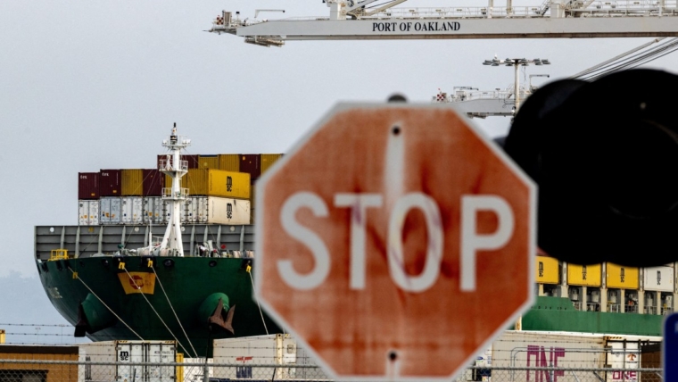US court pauses decision blocking Trump’s 10 percent global tariff